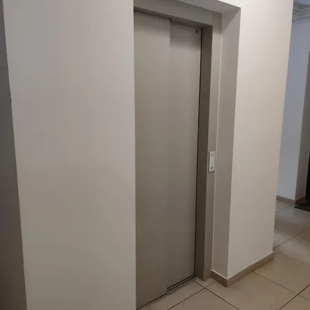 Cozy Magic House - Unirii Square *