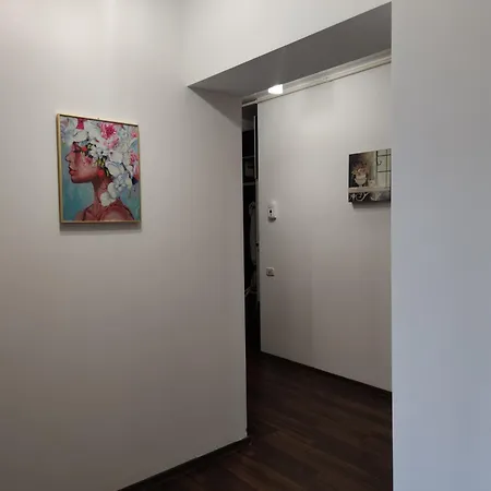 Cozy Magic House - Unirii Square Apartment